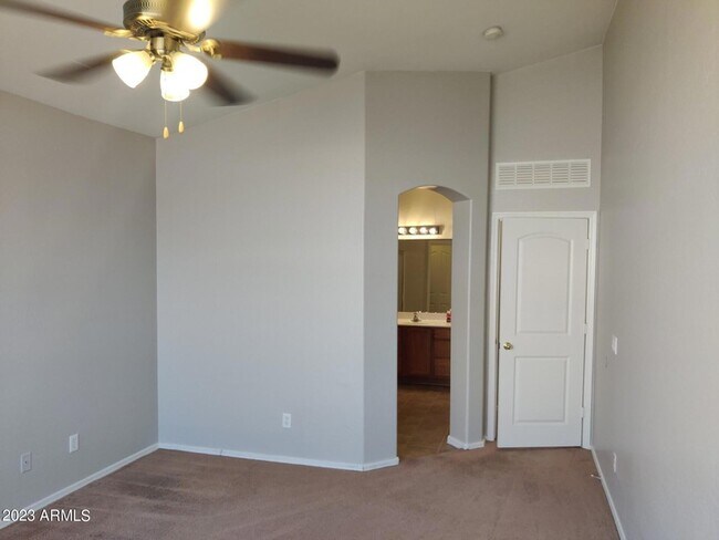 Building Photo - 3135 N 127th Ave