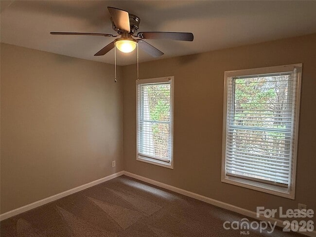 Building Photo - 312 W Catawba Ave