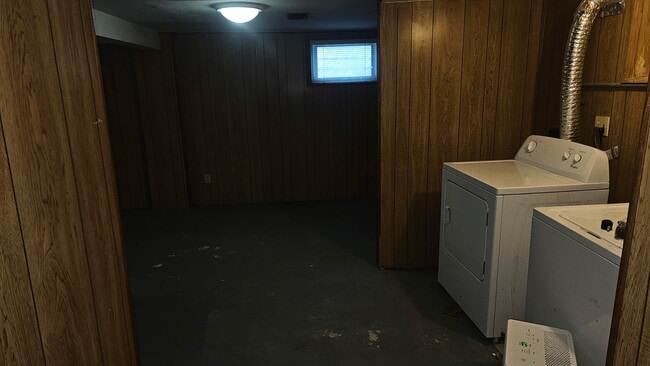 Building Photo - 3509 Clairmont St