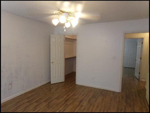 Building Photo - 109 Timberlake Dr