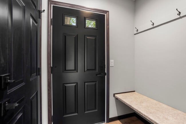 Building Photo - New Construction Home for Rent in Oshkosh, WI