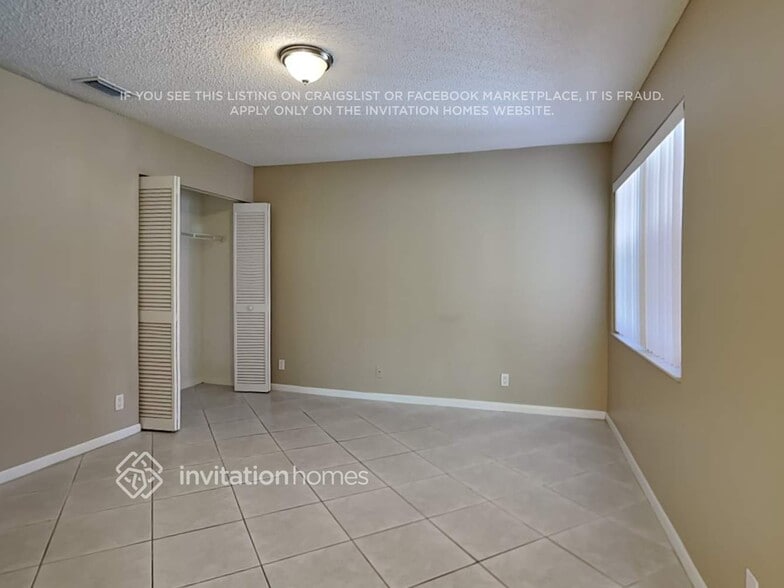 Building Photo - 8693 Eagle Run Dr