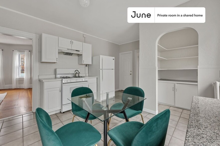Building Photo - Room in Shared 3 bed/1 bath home in Somerville