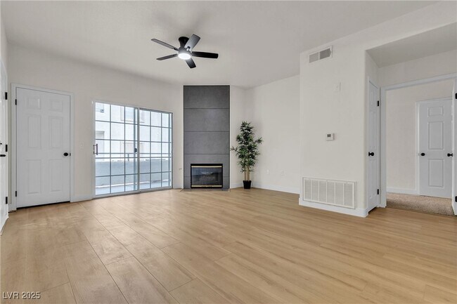 Building Photo - 3318 N Decatur Blvd