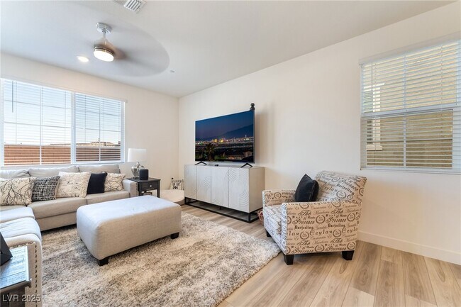 Building Photo - 2966 Gallarate Dr