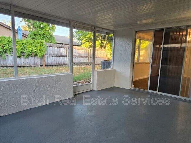 Building Photo - 6111 1st Ave