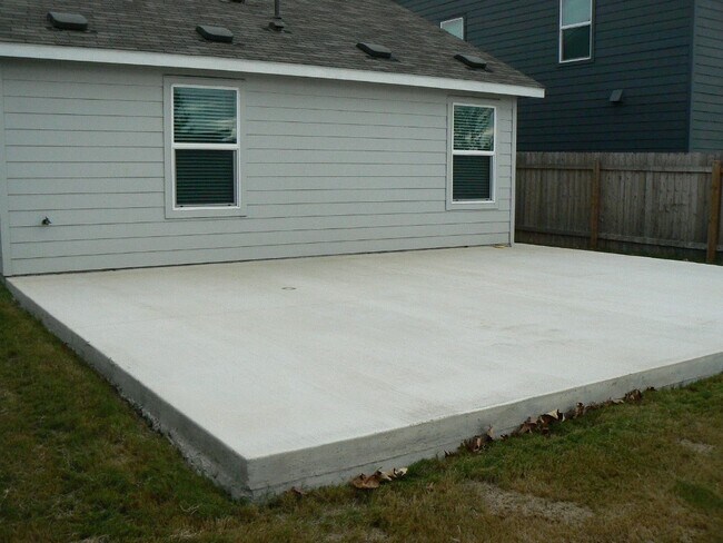 Building Photo - 17715 Dockery Dr