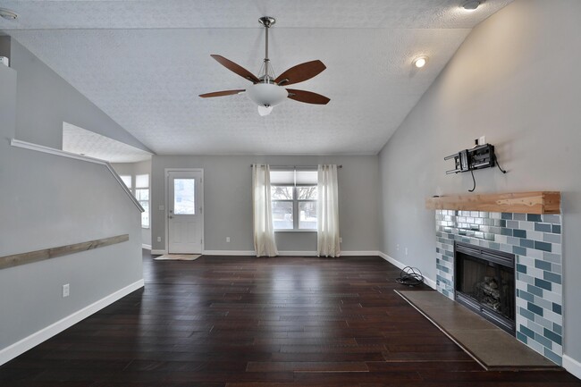 Building Photo - 7785 Worley Dr