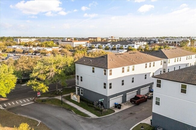 Building Photo - 3505 Tracy Vickers Alley