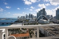 Building Photo - 1717 N Bayshore Dr