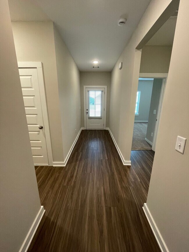 Building Photo - Home for Rent in Tuscaloosa, AL!!! View wi...