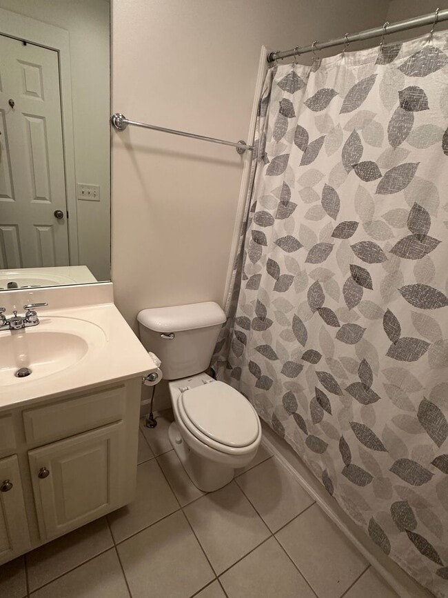 Building Photo - Charming Lenox Village Townhome – 2 Bed, 2...