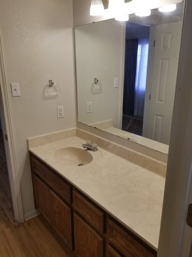 Building Photo - 2608 Tortuga Ln