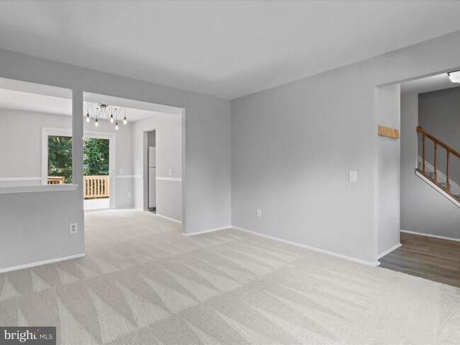 Building Photo - 6014 Martins Landing Ln