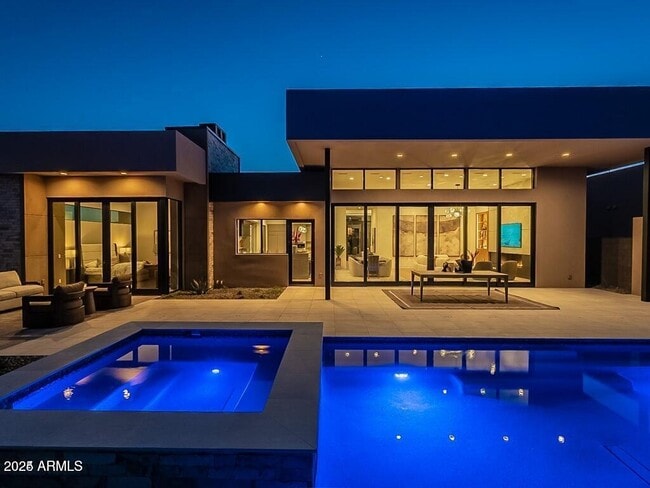 Building Photo - 37200 N Cave Creek Rd