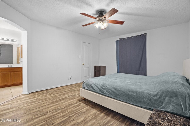 Building Photo - 10799 Walden Pond St