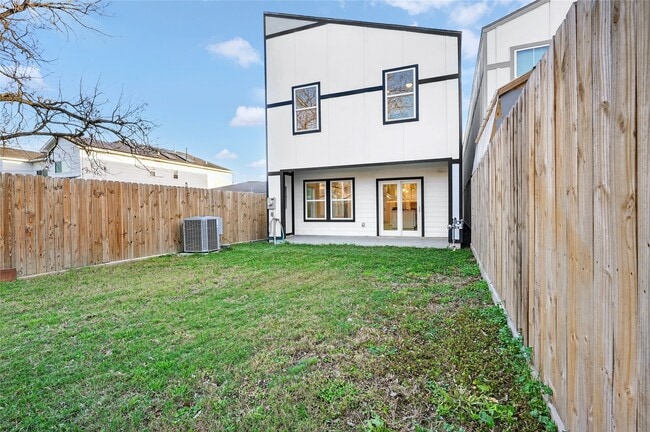 Building Photo - 10232 Porto Rico Rd