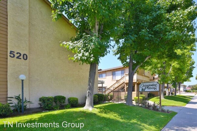Primary Photo - 510-520 E Orangewood Ave