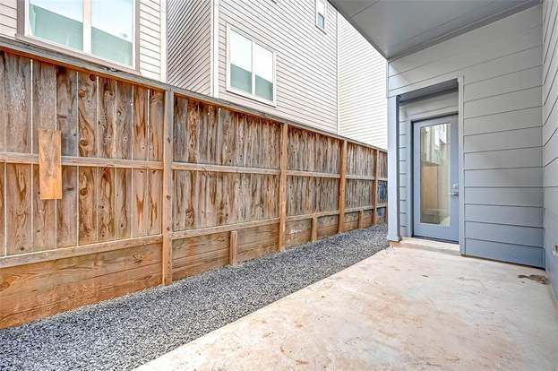 Building Photo - 8930 Spring Knoll Forest Dr