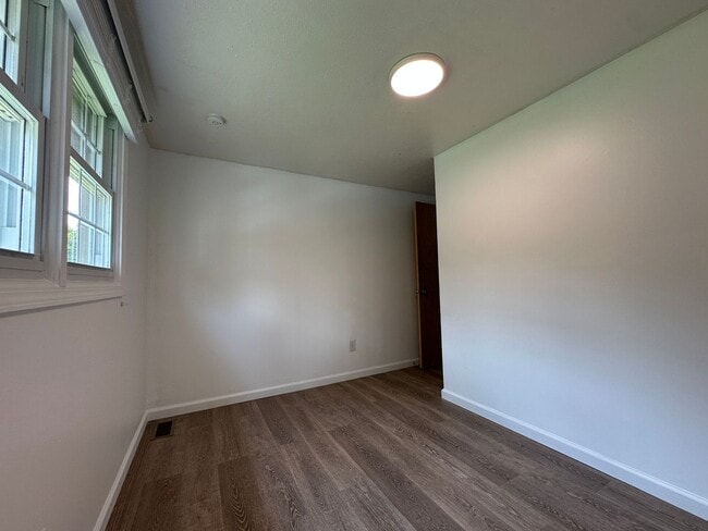Building Photo - 2752 Carrollwood Heights Rd