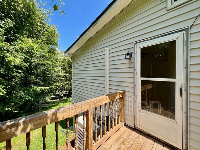 Building Photo - 239 Cedar Hill Rd