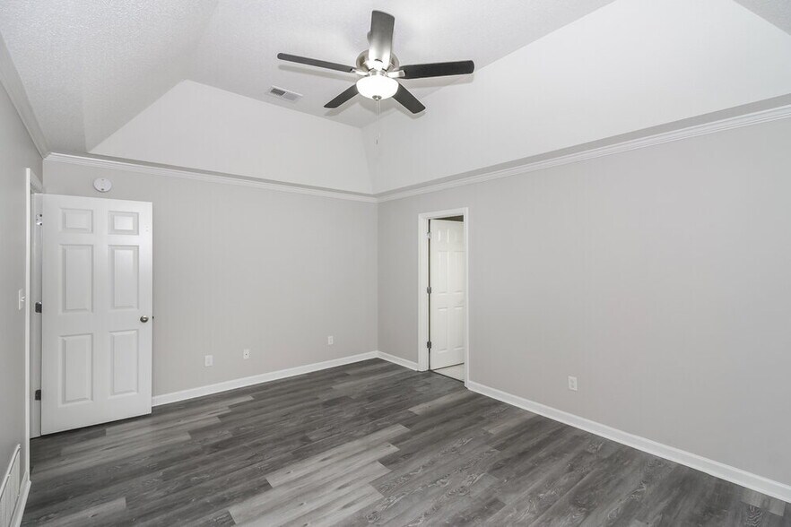 Building Photo - 11662 Underwood Dr