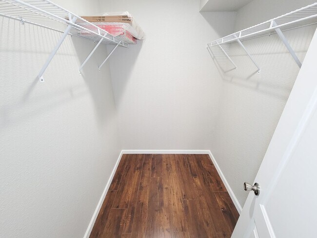 Building Photo - Escape to your updated 3-bed, 2-bath oasis in Goodrich, TX, featuring modern finishes, an open la...