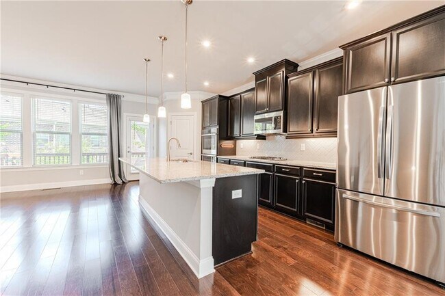 Building Photo - 5499 Terrace Bend Pl