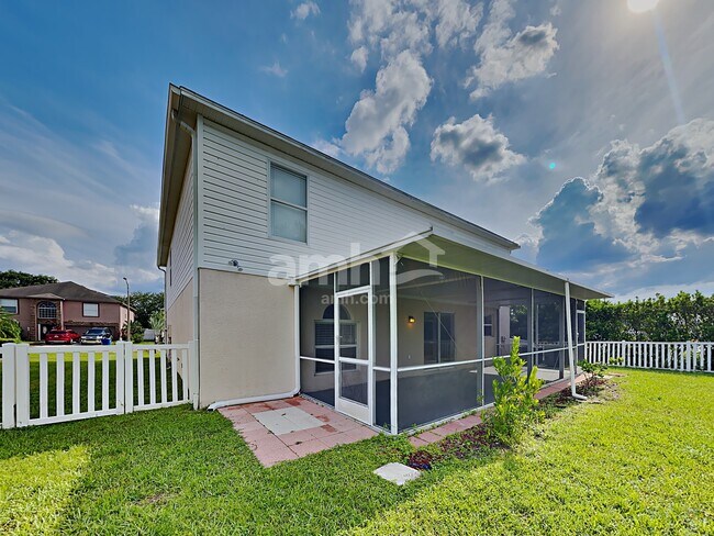 Building Photo - 17003 Odessa Dr