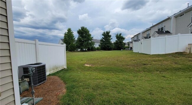 Building Photo - 33 Arbor Hl Pl