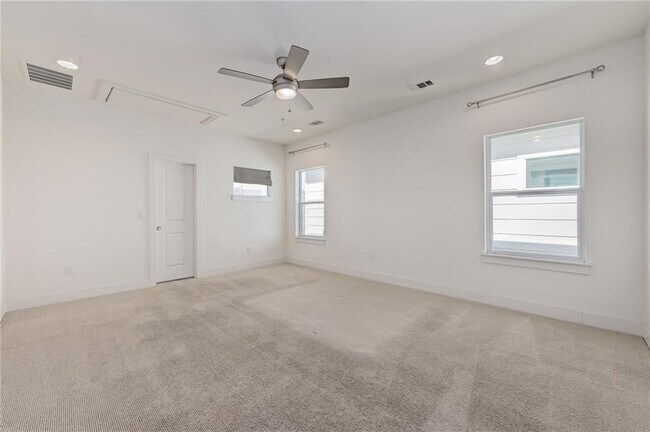 Building Photo - 1105 Euphoria Bend