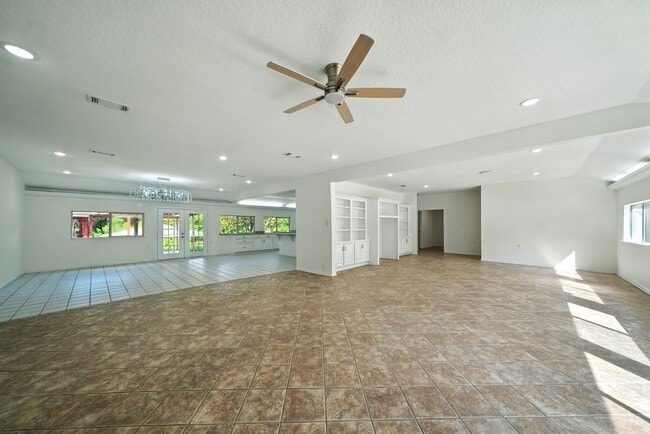 Building Photo - 1506 Shady Glen Dr