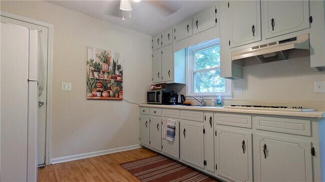 Building Photo - 1262 Melton Dr SW