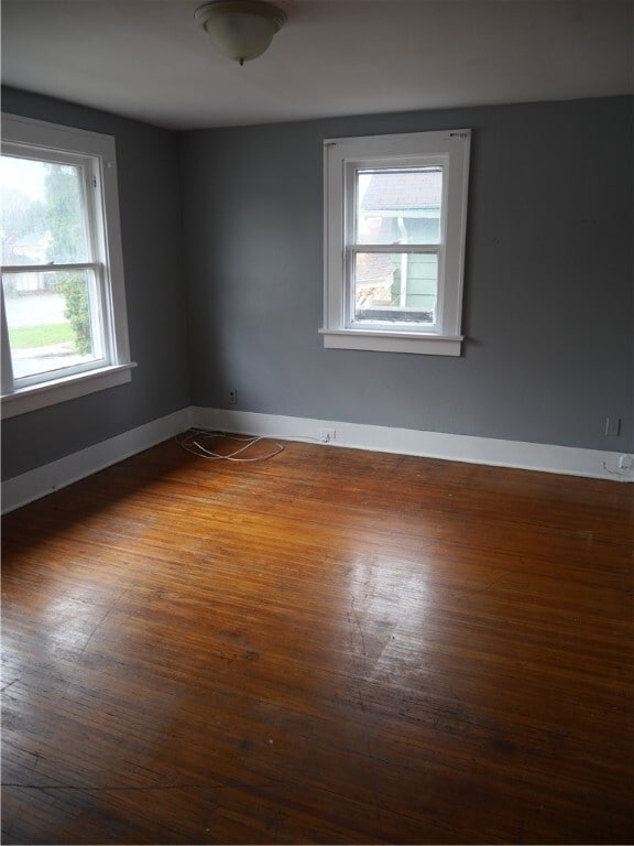 Building Photo - 986 Bay St