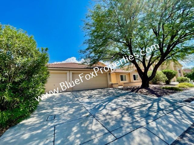 Building Photo - 1422 Blue Saguaro Trail