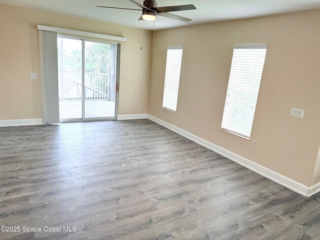 Building Photo - 3650 Chardonnay Dr