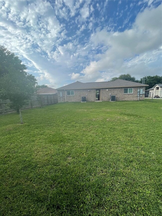 Building Photo - 8230 Constellation Ln