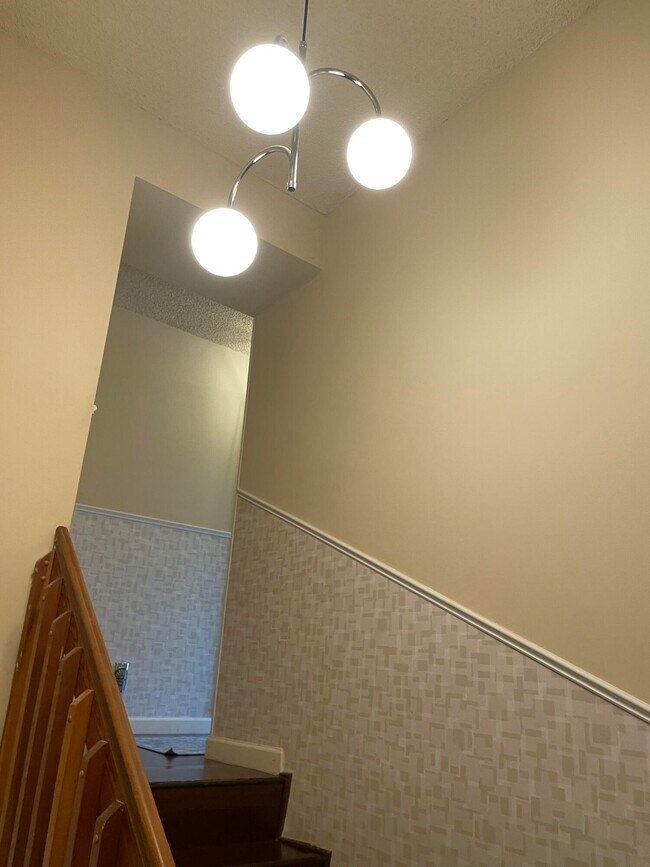 Building Photo - 22976 Oxford Pl