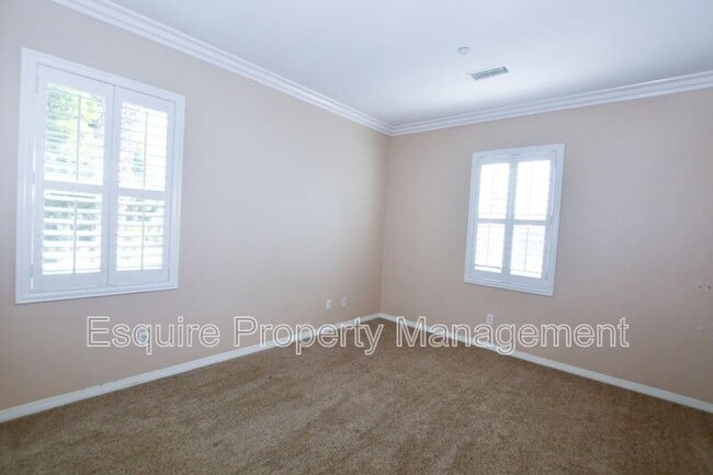 Building Photo - 3395 Shadetree Way