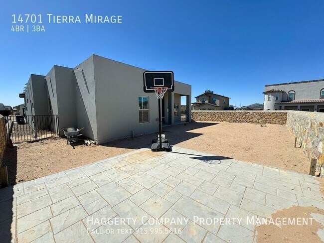 Building Photo - 14701 Tierra Mirage Ave