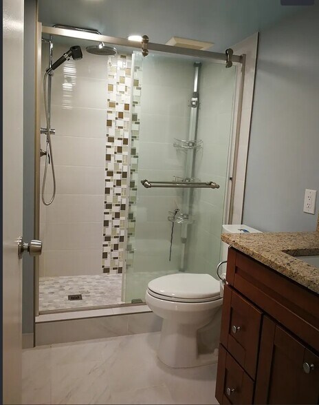 Building Photo - 1808 Old Meadow Rd