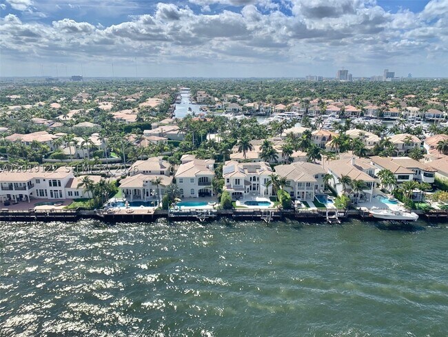 Building Photo - 1500 S Ocean Dr