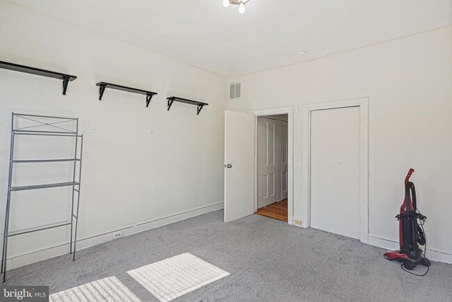 Building Photo - 208 S East Ave