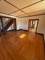 Building Photo - 280 3rd Ave