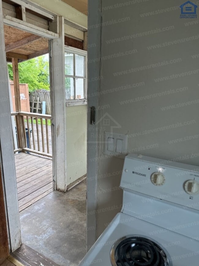 Building Photo - 1420 Choate Rd