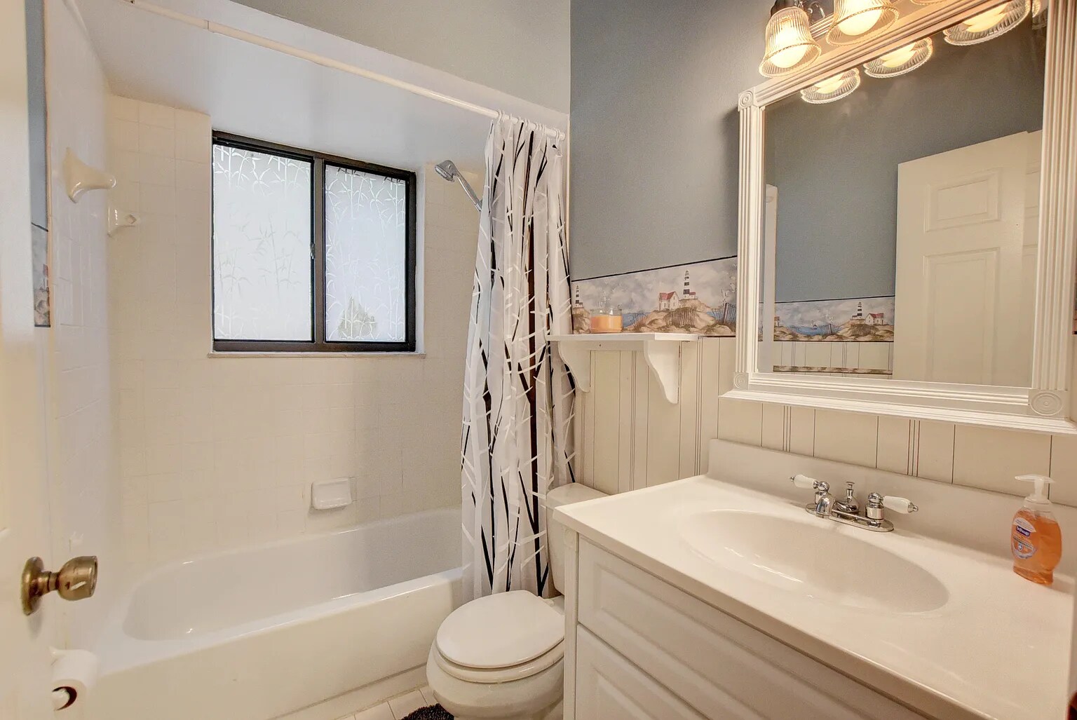 Building Photo - 16 Via de Casas Sur