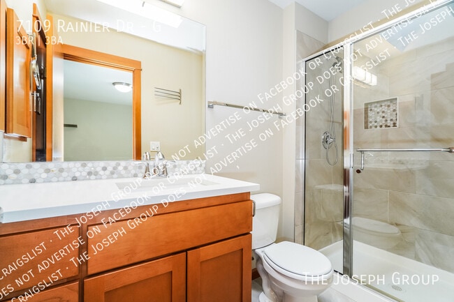 Building Photo - 7109 Rainier Dr