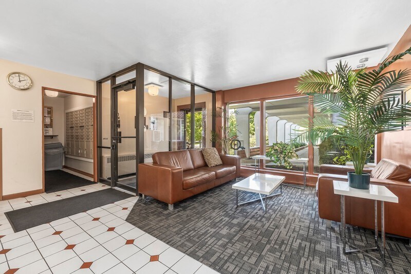 Building Photo - 130 S 1300 E