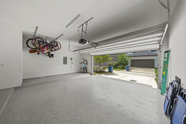 Building Photo - 18507 Parkland Square Pl