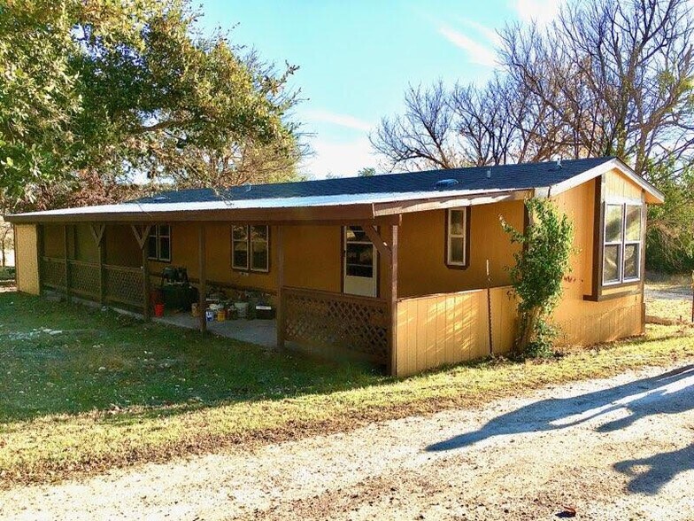 Building Photo - 3108 Medina Hwy
